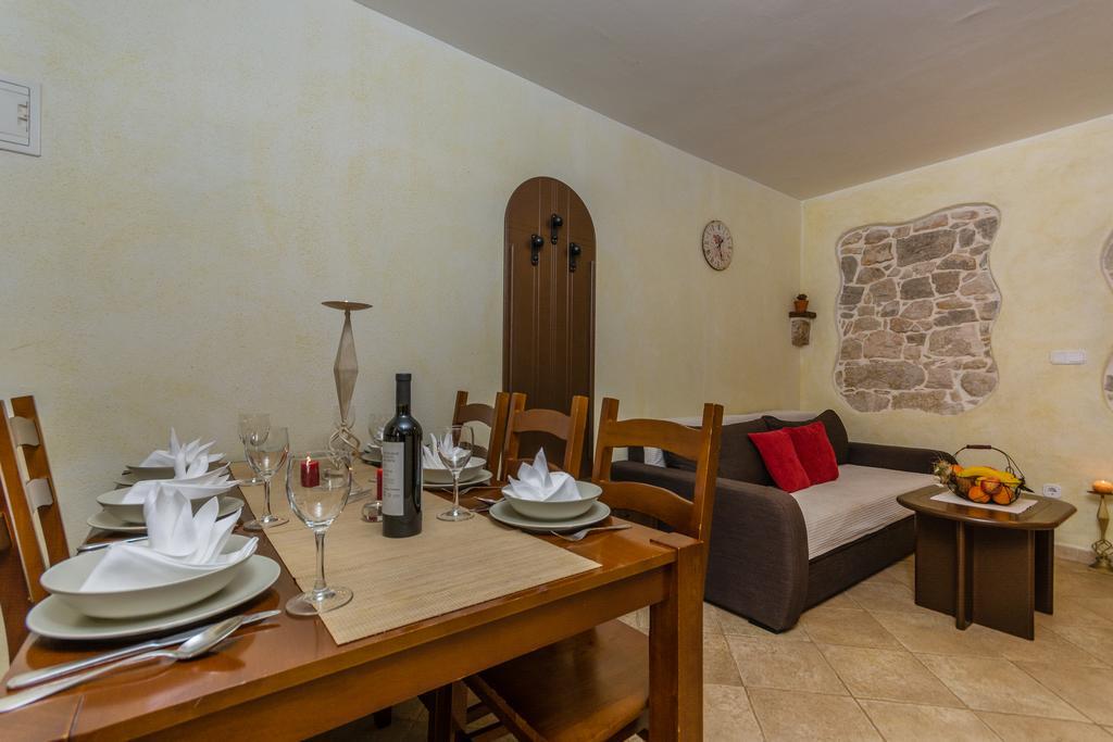 Apartment Velenik D&I Poreč Exterior foto